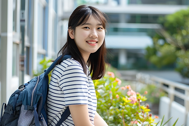 报考香港大学还能报内地大学么 港澳台学生考内地学校的研究生